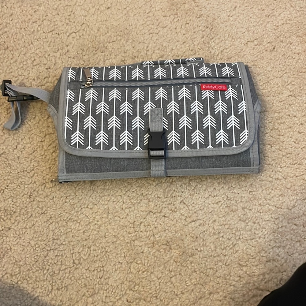 Changing table pad